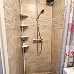 Budin 2, Spacious, 3 Bedroom, Center Rijeka