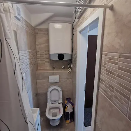 Budin 2, Center Apartment
